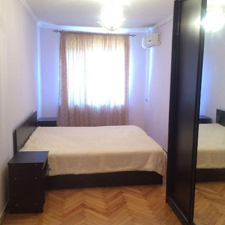 Квартира У Моря В Сухуме Сухуми Екстериор снимка